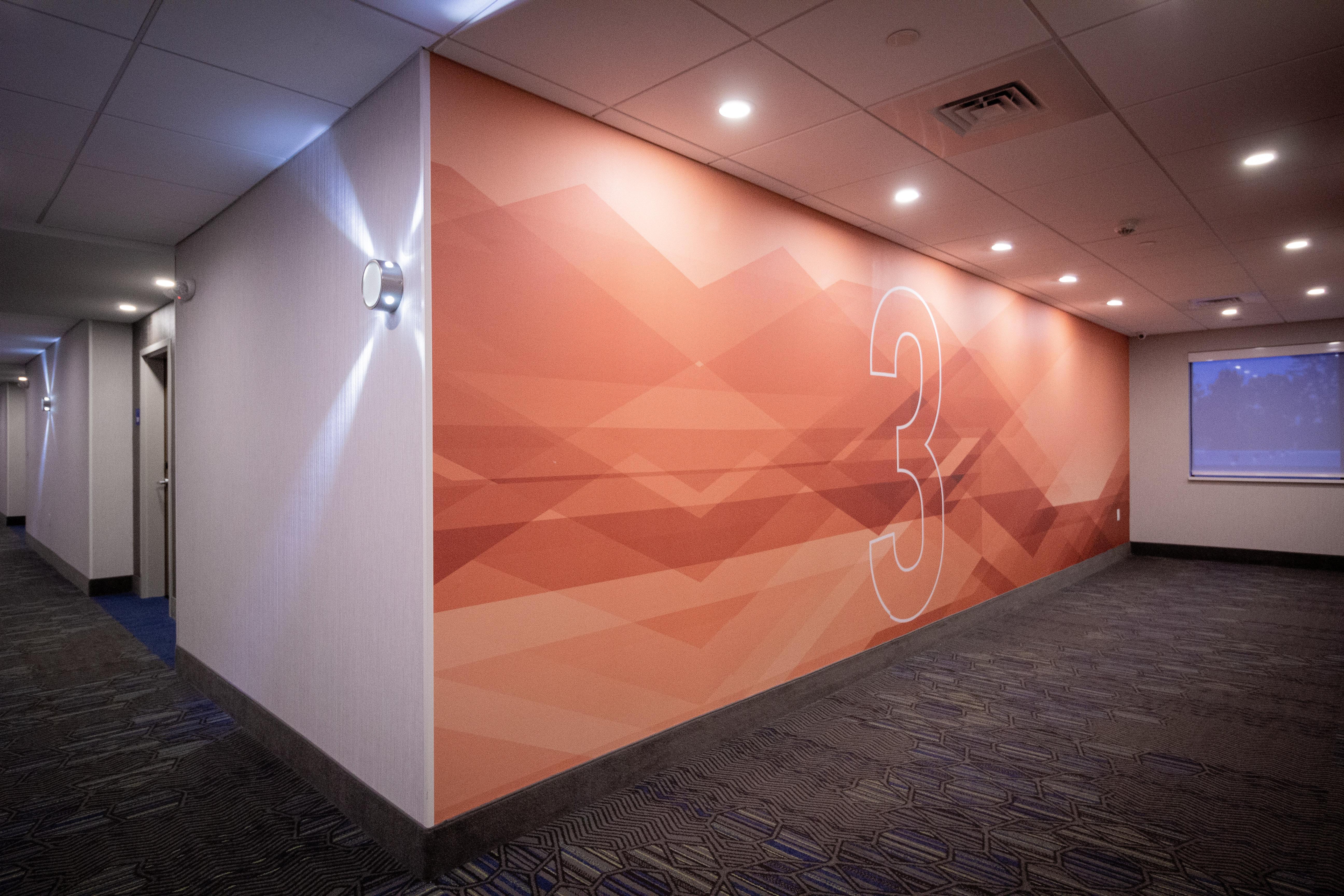 Holiday Inn Express & Suites - Boston South - Randolph By Ihg Екстериор снимка
